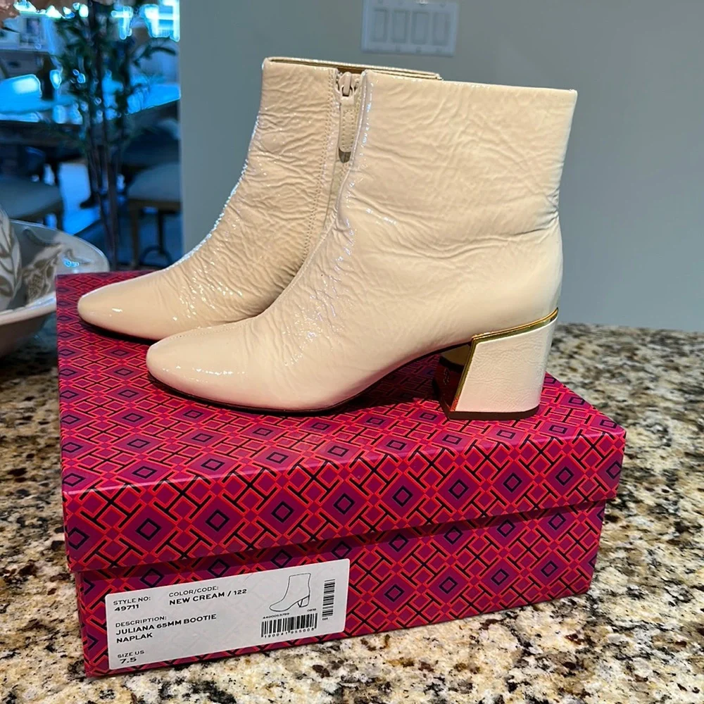 Tory Burch Juliana 65mm Bootie Naplak - Picture 1 of 14